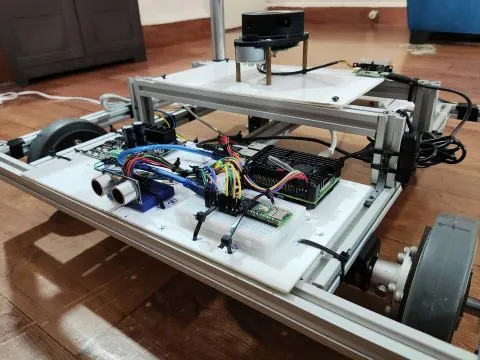 Mobi's electronics deck with LiDAR, Raspberry Pi and ultrasonic sensor